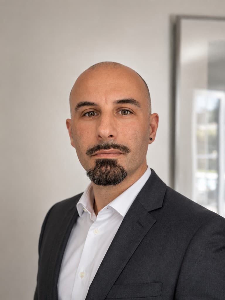 Portrait d'Andrei Stanciulescu, fondateur d'ASC Digital